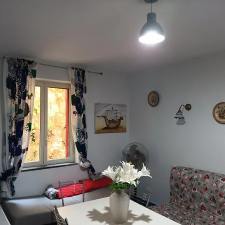 Sea View Apartment Bed & Breakfast *