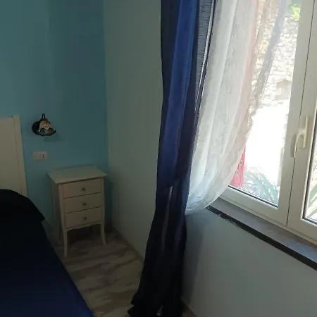 Bed & Breakfast Sea View Apartment *